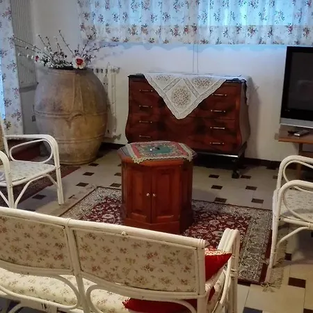 Tascone Apartman *